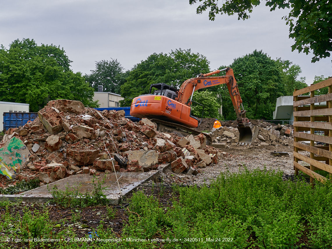 24.05.2022 - Baustelle am Haus für Kinder in Neuperlach